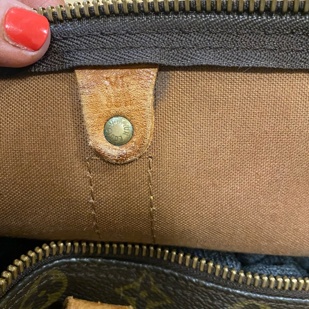 EUC Louis Vuitton Sac Duffle Bag 35 & comes with strap. - Picture 7 of 12